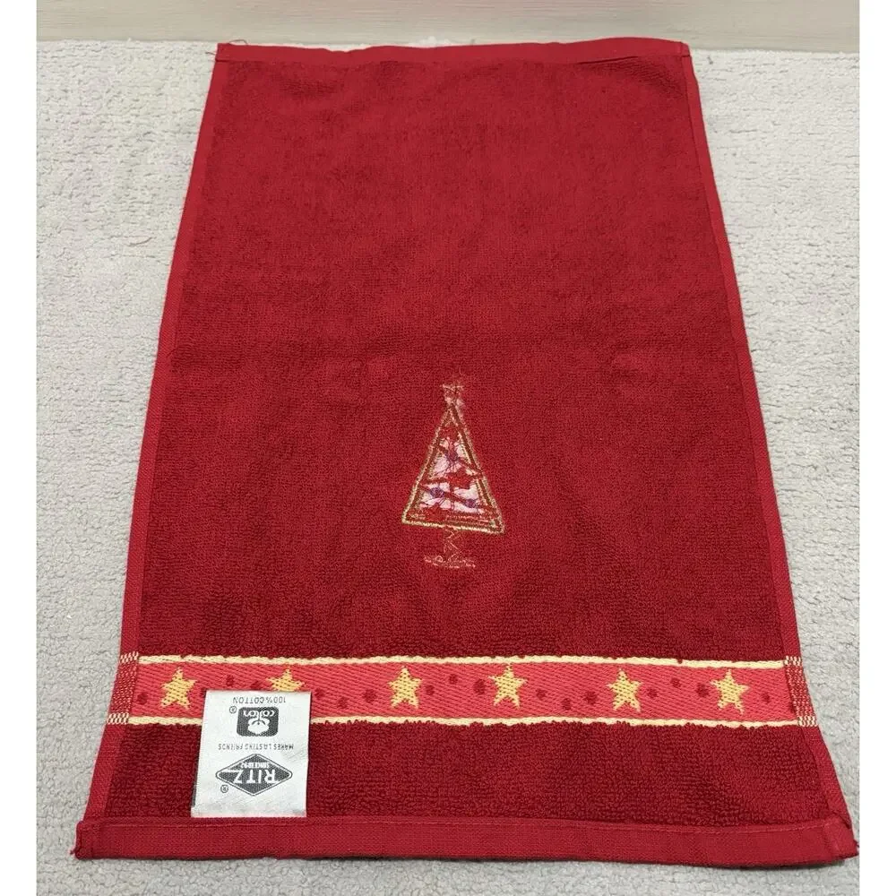 Ritz Towel Lot (3) Hand Bath Embroidered Christmas Poinsettia Holly Holiday